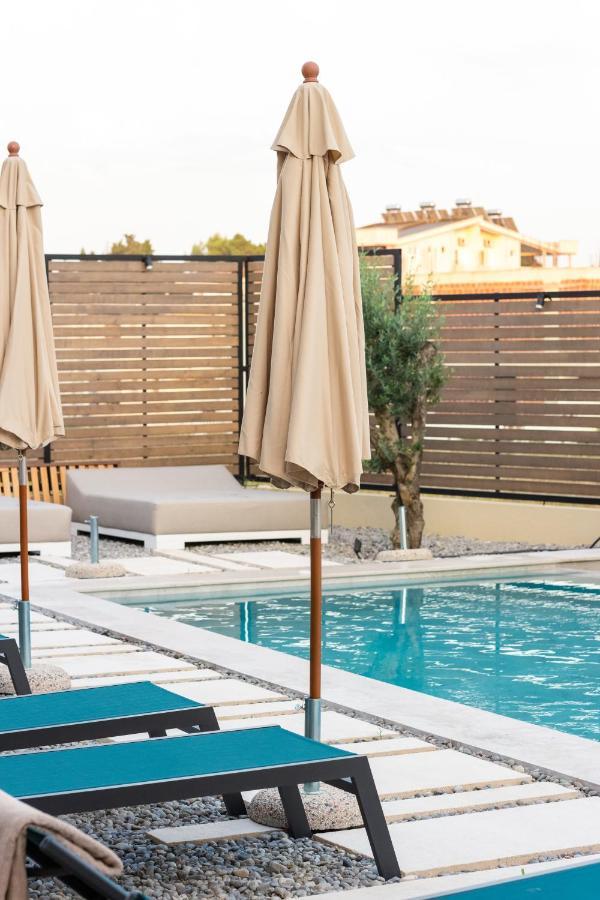 Apartments Kan Ulcinj Bagian luar foto