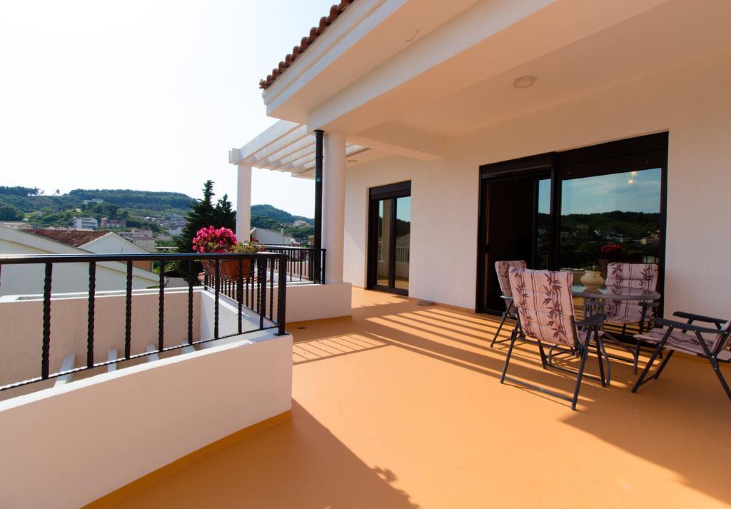 Apartments Kan Ulcinj Bagian luar foto