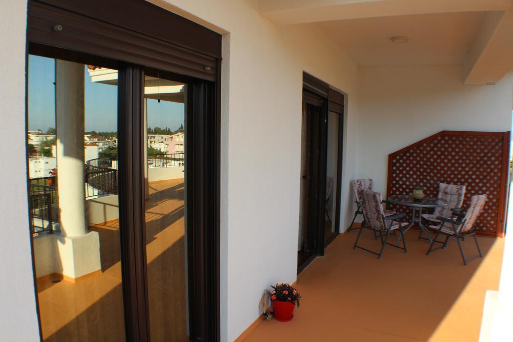 Apartments Kan Ulcinj Bagian luar foto