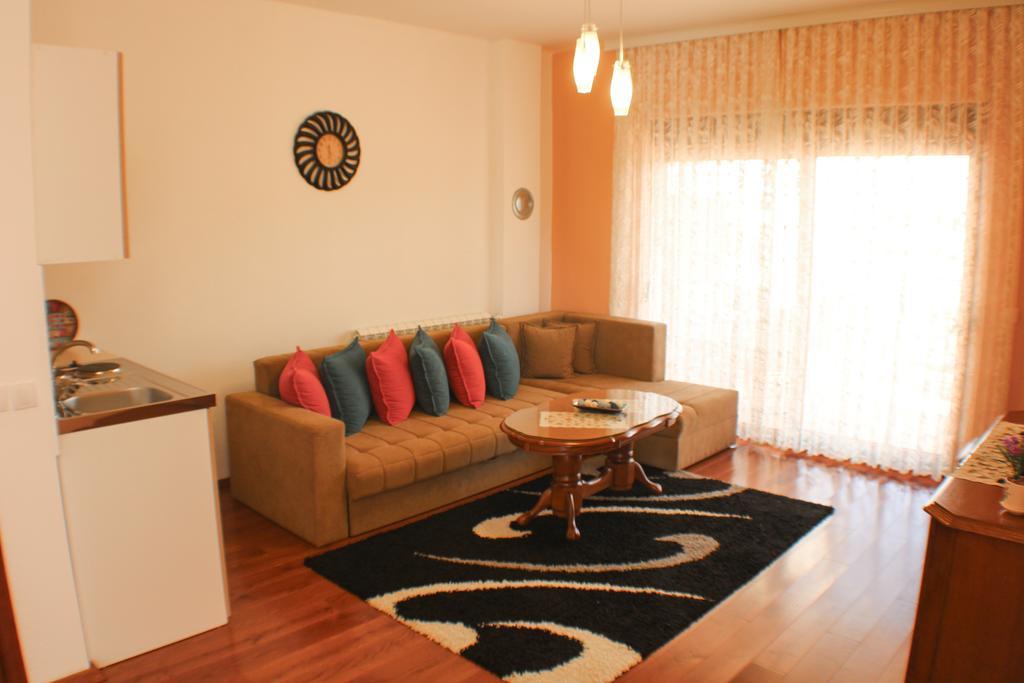 Apartments Kan Ulcinj Bagian luar foto