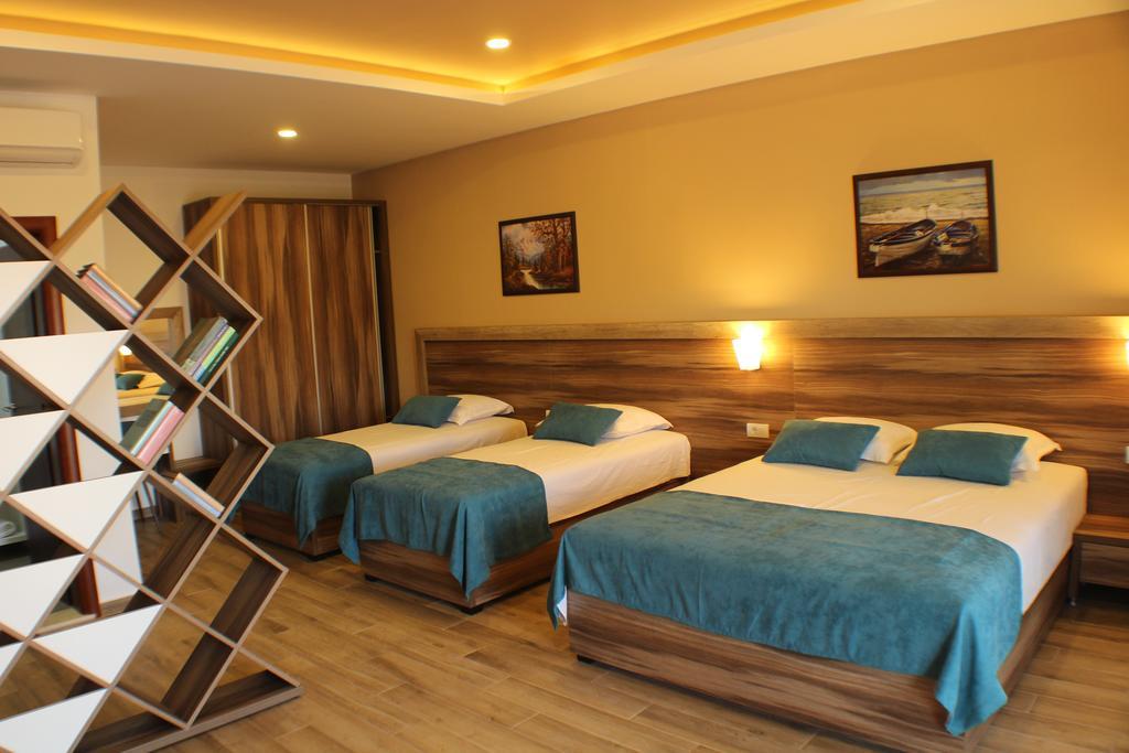 Apartments Kan Ulcinj Bagian luar foto