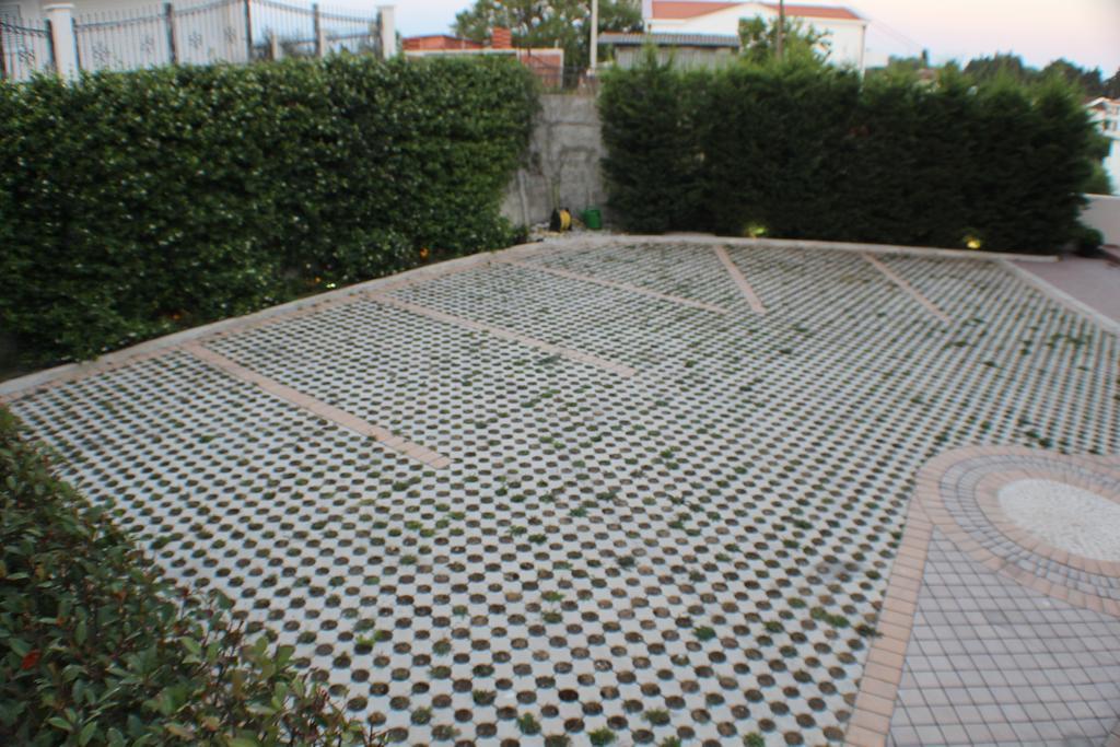 Apartments Kan Ulcinj Bagian luar foto